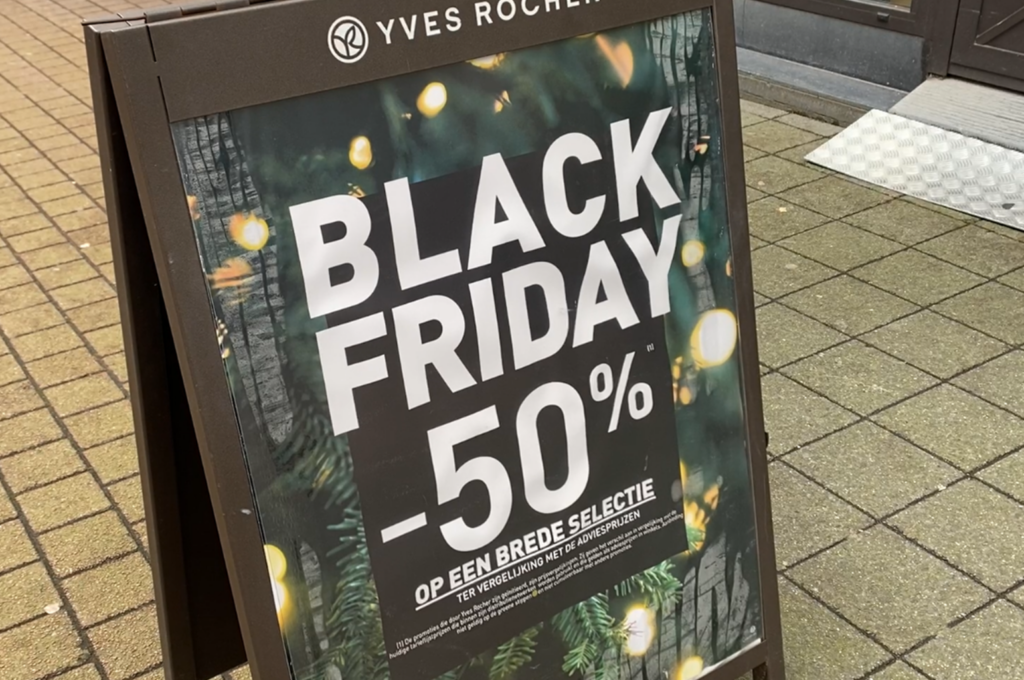 KIJK – Black Friday: kleinere winkels kunnen niet altijd mee – door Luka Hardies