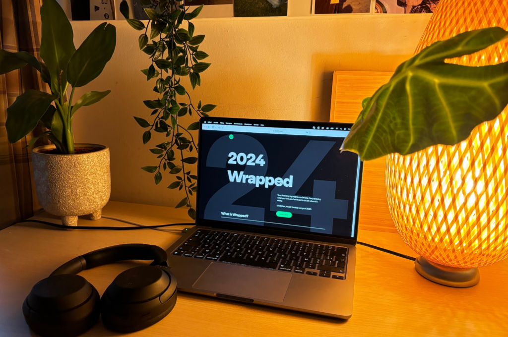 Waarom we zo graag onze Spotify Wrapped delen: “Het is de digitale versie van een T-shirt van je favoriete band dragen” – door Jill Swinnen