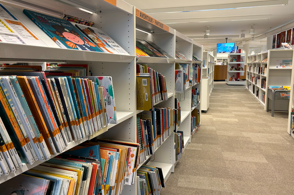 Koningin Mathilde leest voor uit boek over handicap; “We kregen erkenning”  – door Laurentien Adriaens