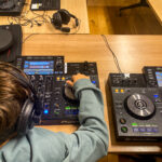 Waar creativiteit draait: DJ’en bij Villa Basta