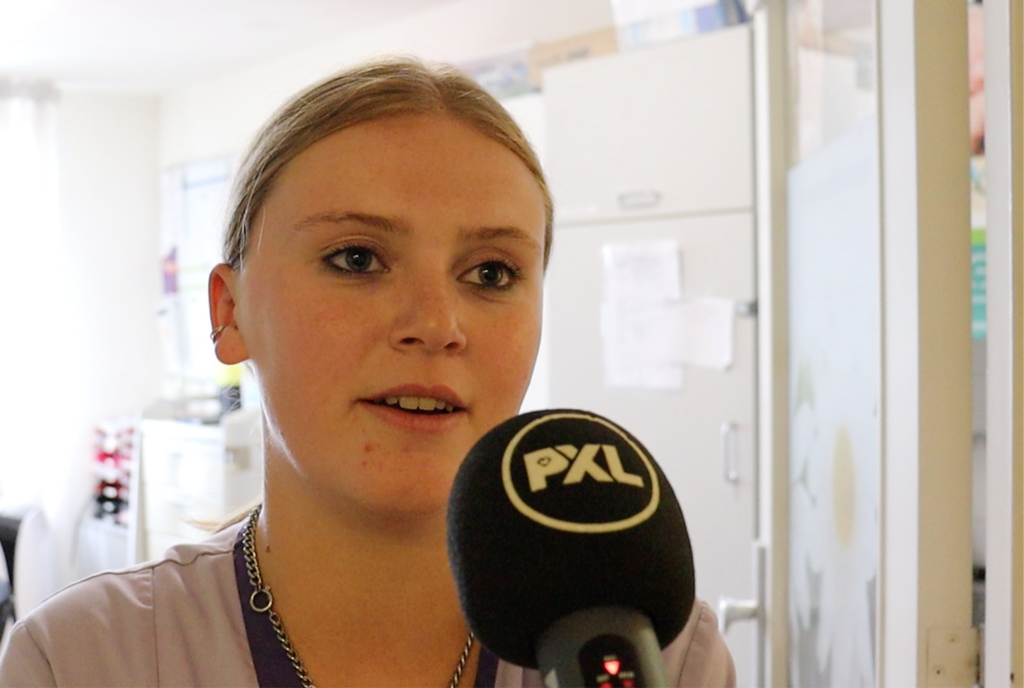 Britt Jansen heeft een studentenjob in de zorg