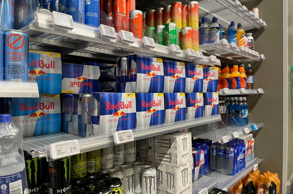 Waarom energiedrankjes geen onschuldige dorstlessers zijn