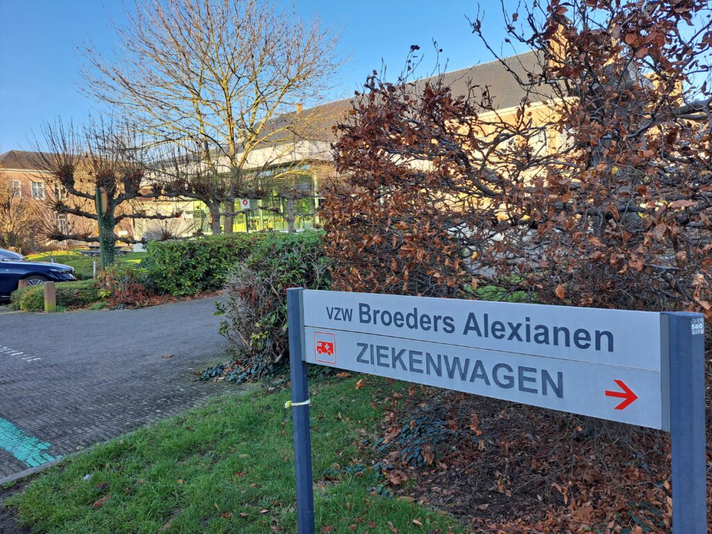 ‘Je moet bijna op papier kunnen zetten dat je kind niet te redden valt voordat je hulp krijgt. Dat breekt je.’